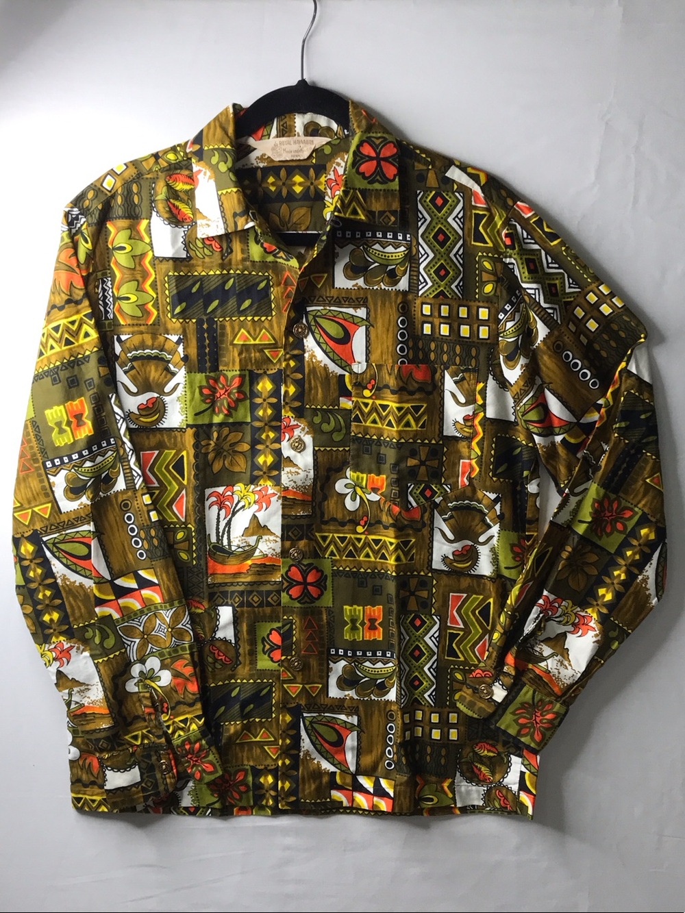 Men's Vintage Royal Hawaiian Long Sleeve Casual Button-Down Shirt